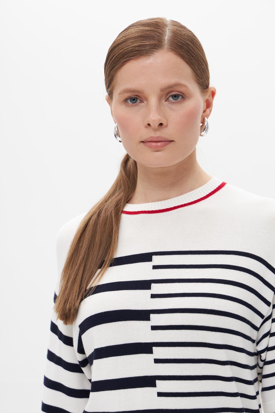 Пуловер Electra style в полоску