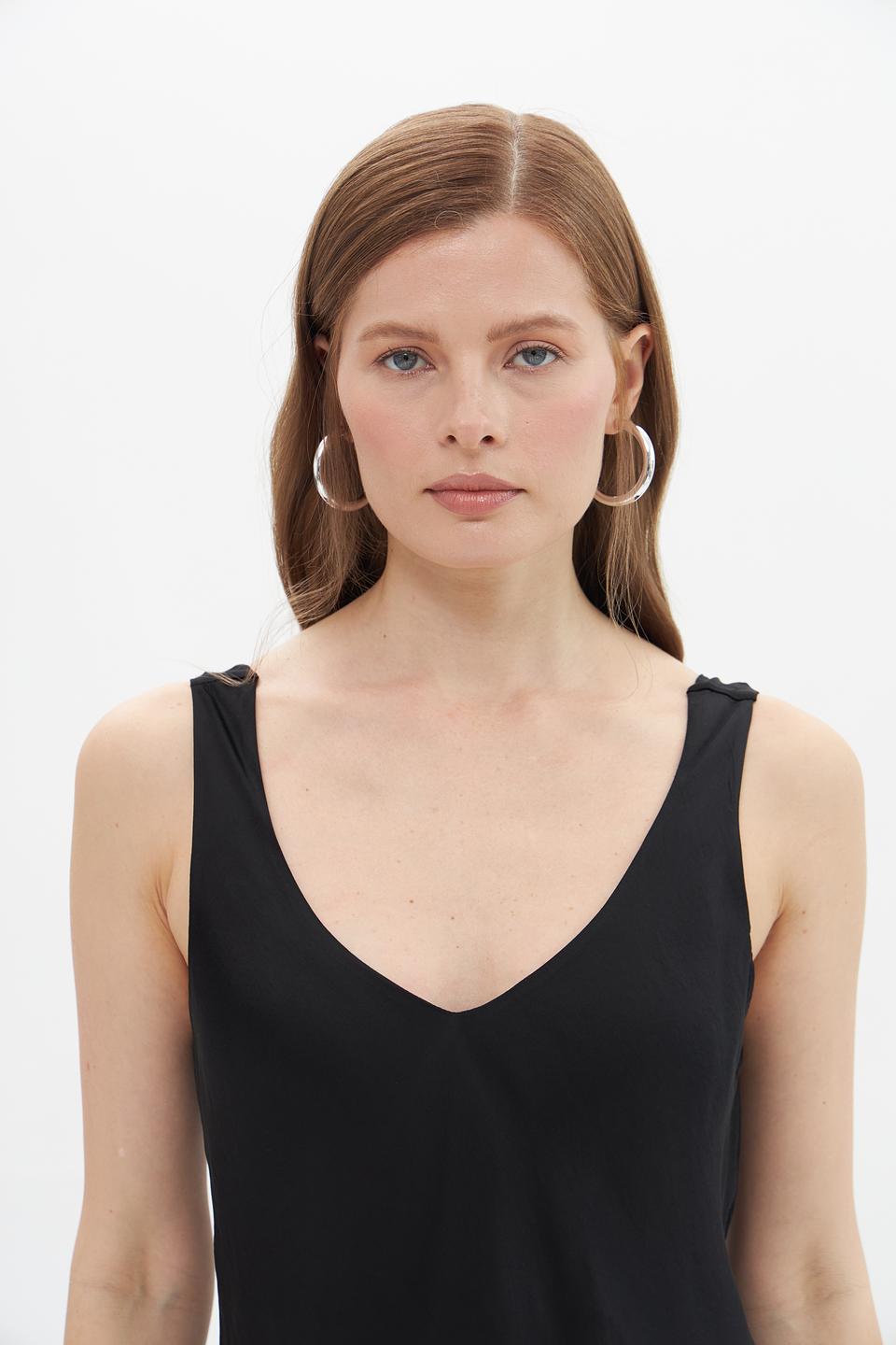 Топ Croche на тонких бретелях чёрный