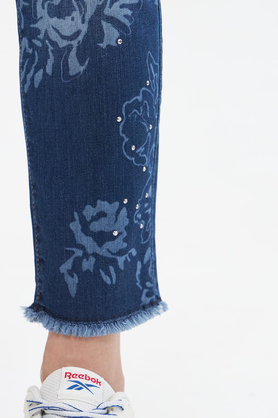 Джинсы с вышивкой Rabe collection