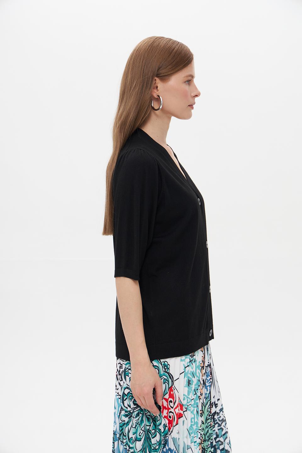 Жакет UNQ чёрный с пуговицами