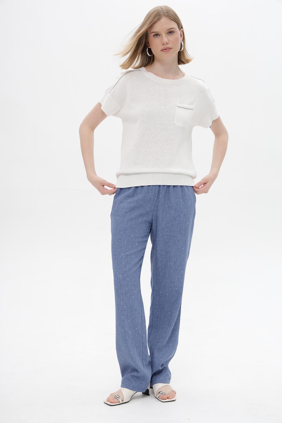 Пуловер Lebek с карманом молочный