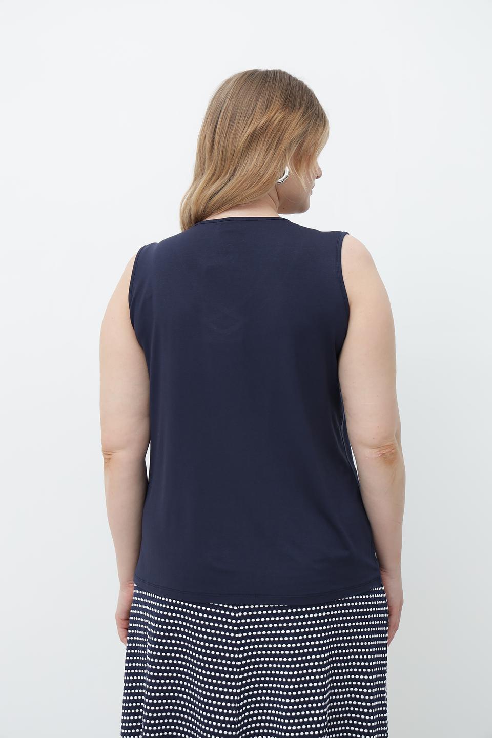 Топ Lebek с V-образным вырезом