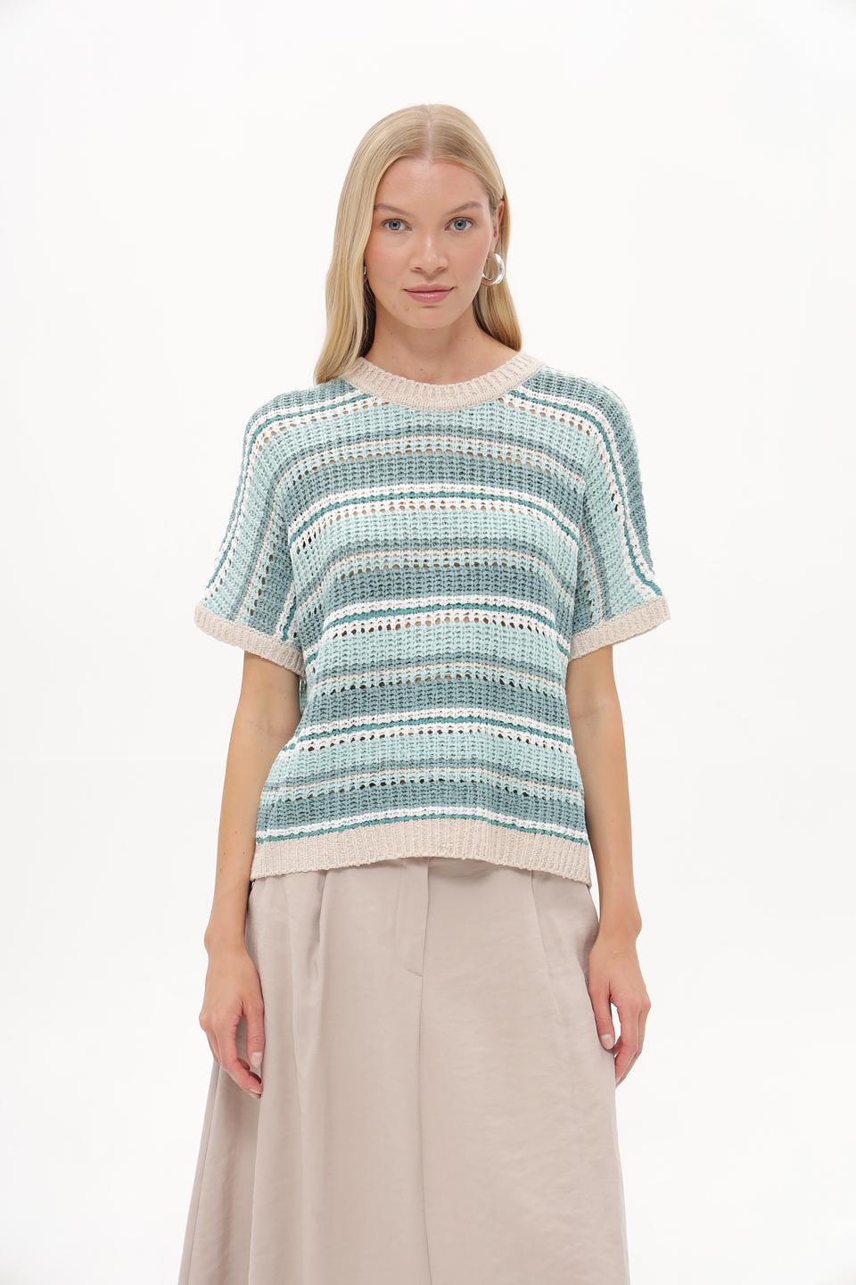 Пуловер Betty and Co в полоску