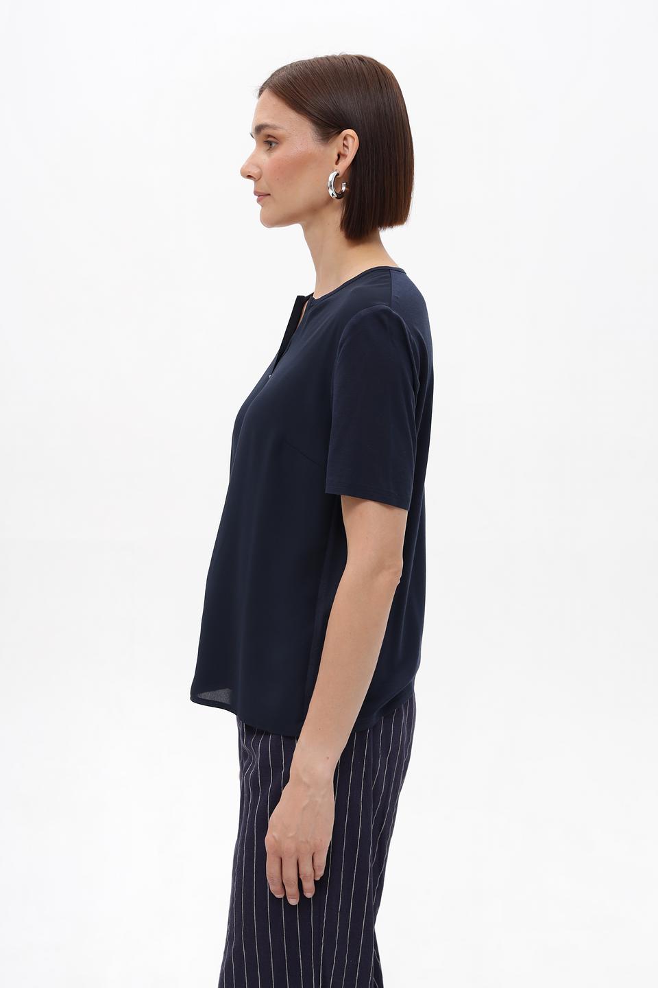 Блузка Frank Walder темно-синяя с V-образным вырезом