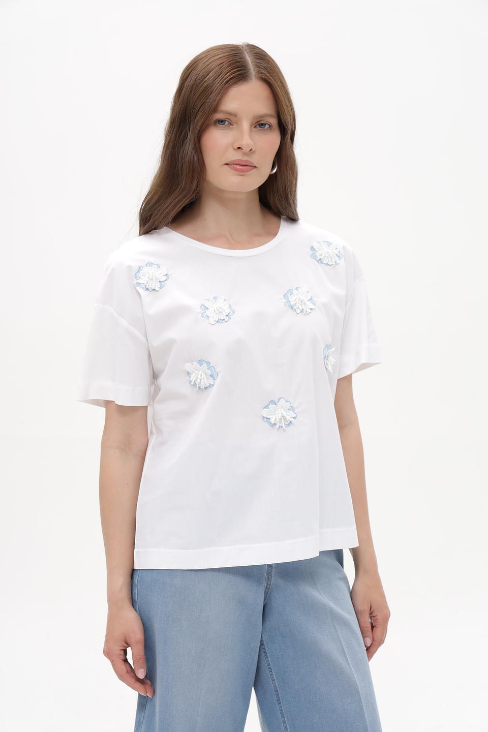 Блузка More and More с вышивкой