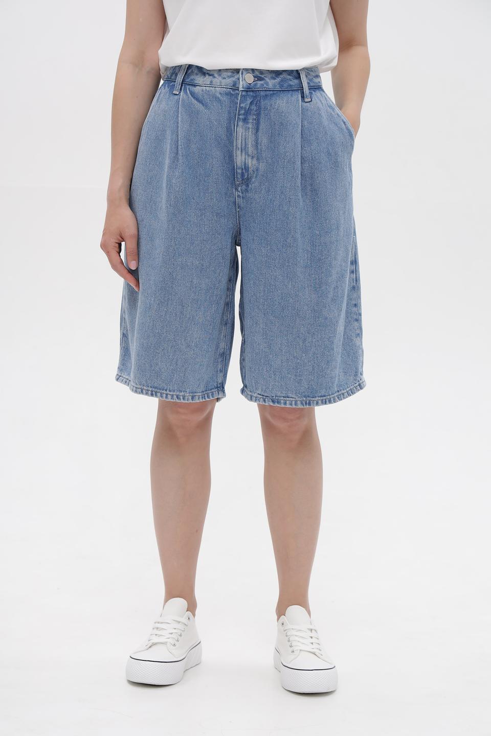 Шорты джинсовые Rich and Royal голубые