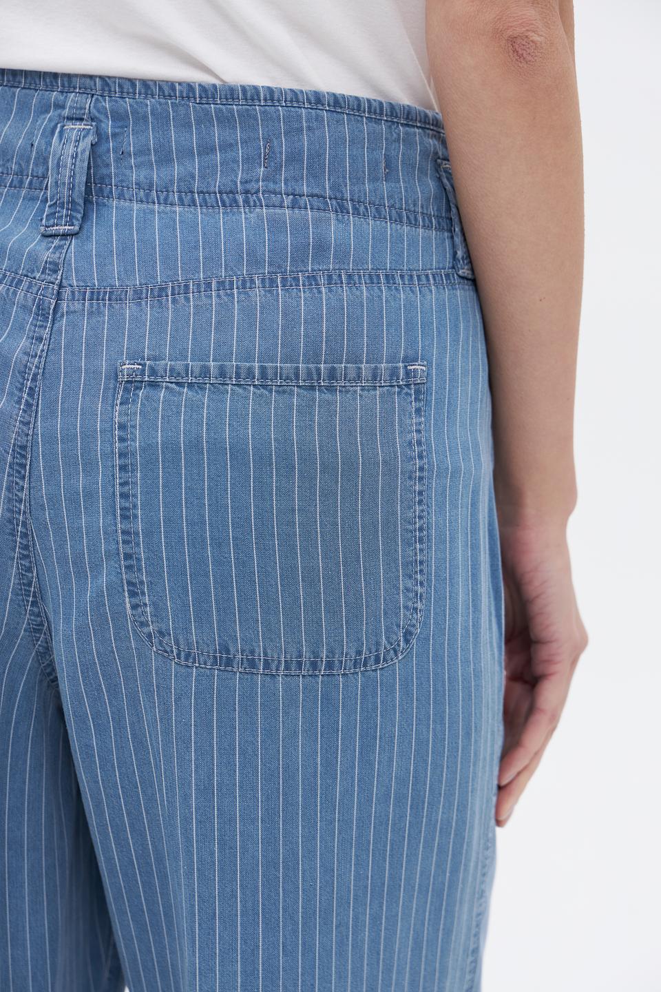 Брюки NYDJ в полоску голубой