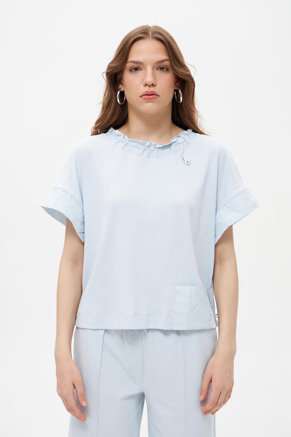 Блузка Marc Cain голубая с оборками