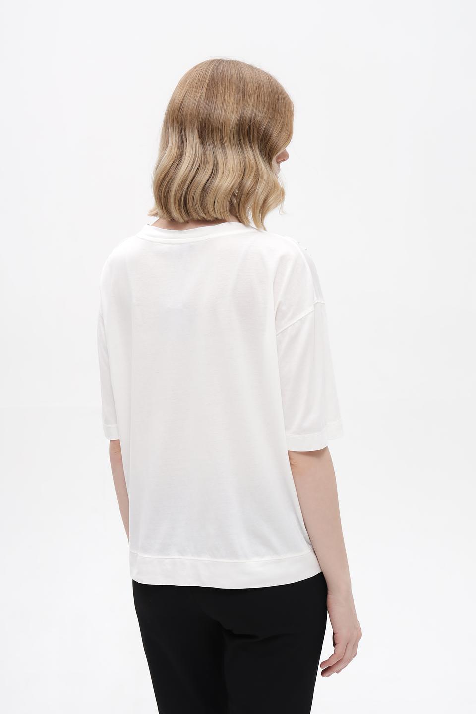 Футболка Monari с вышивкой