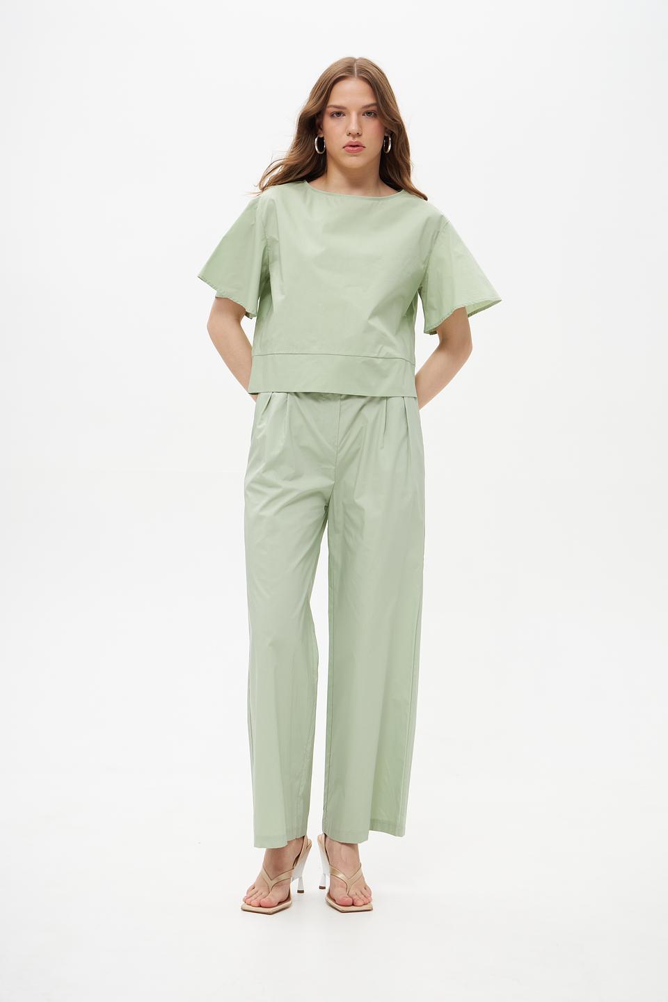 Блузка Croche зеленая укороченная