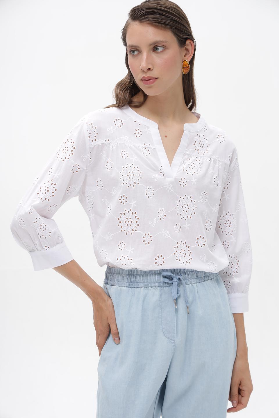 Блуза Broadway с вышивкой
