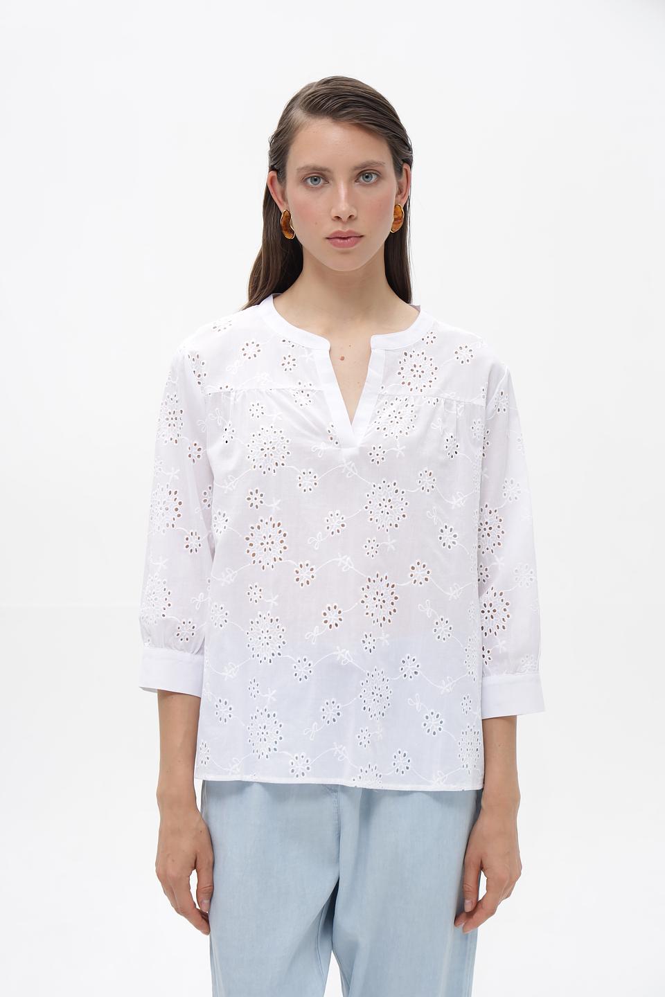 Блуза Broadway с вышивкой