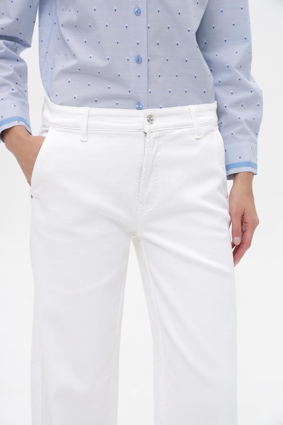 Джинсы женские Cambio клеш белые