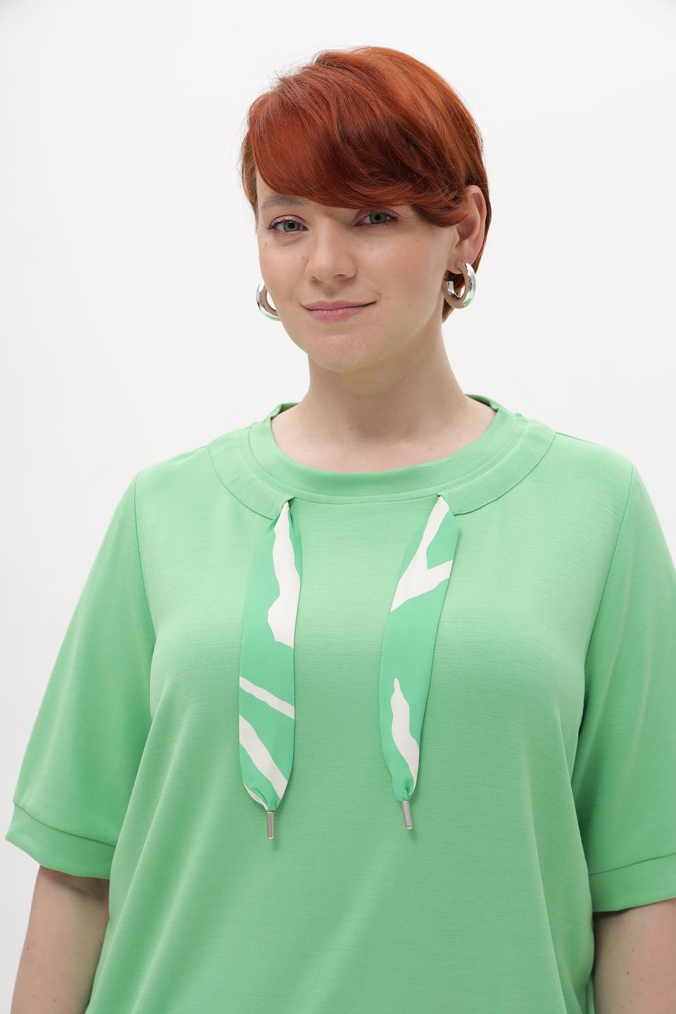 Пуловер Via Appia с лентами лайм