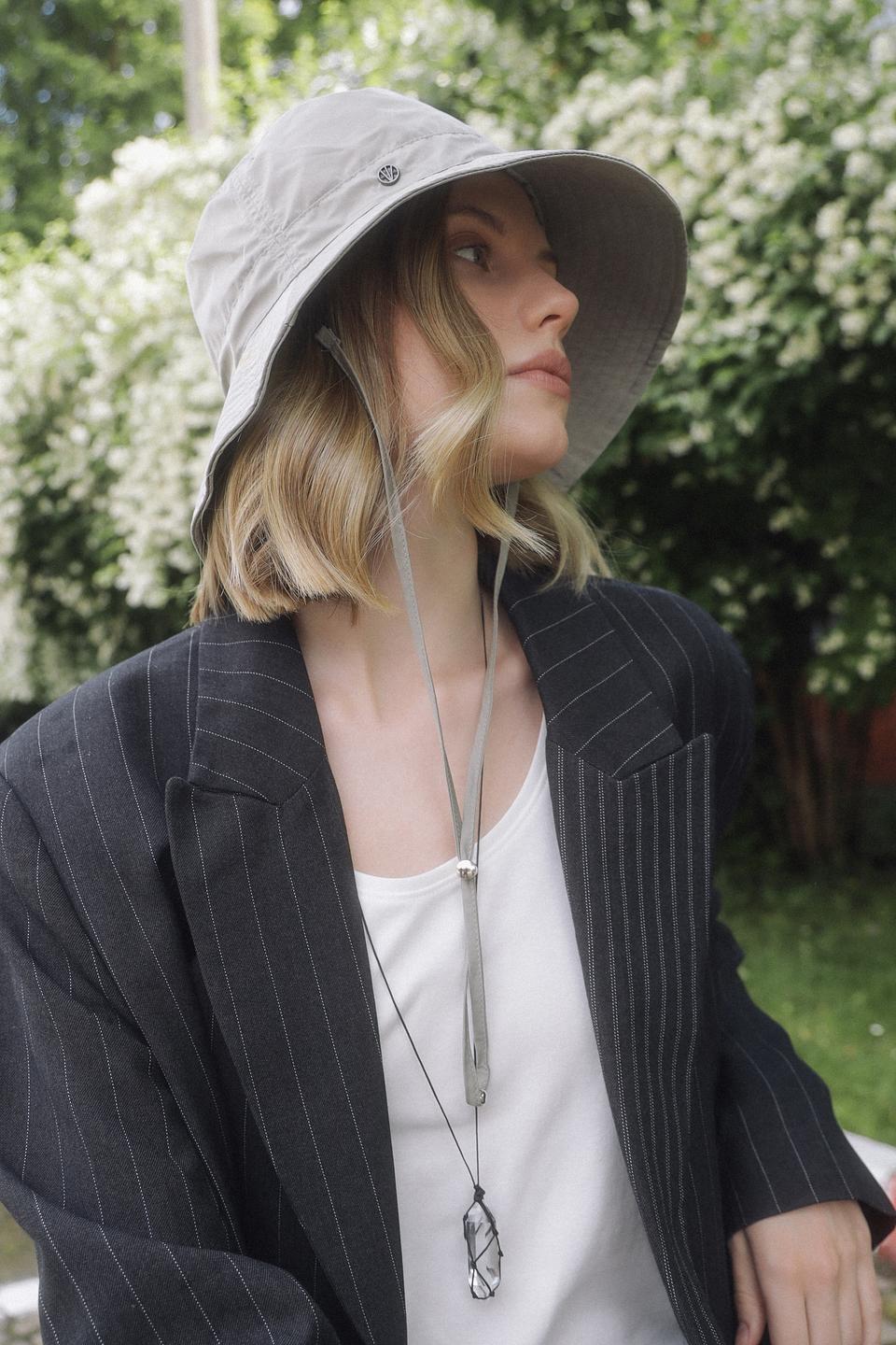 Шляпа Loevenich серая