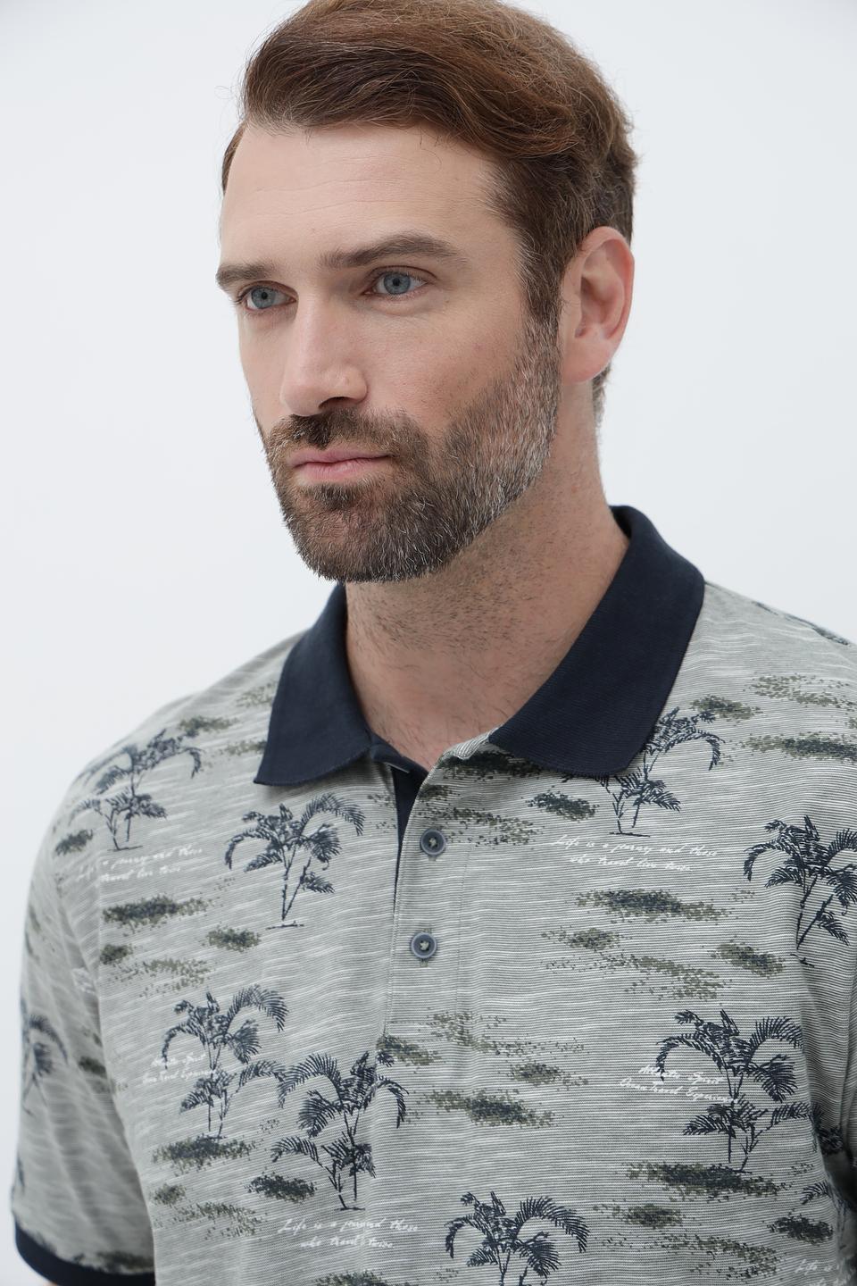 Поло Casa Moda с принтом пальм серый
