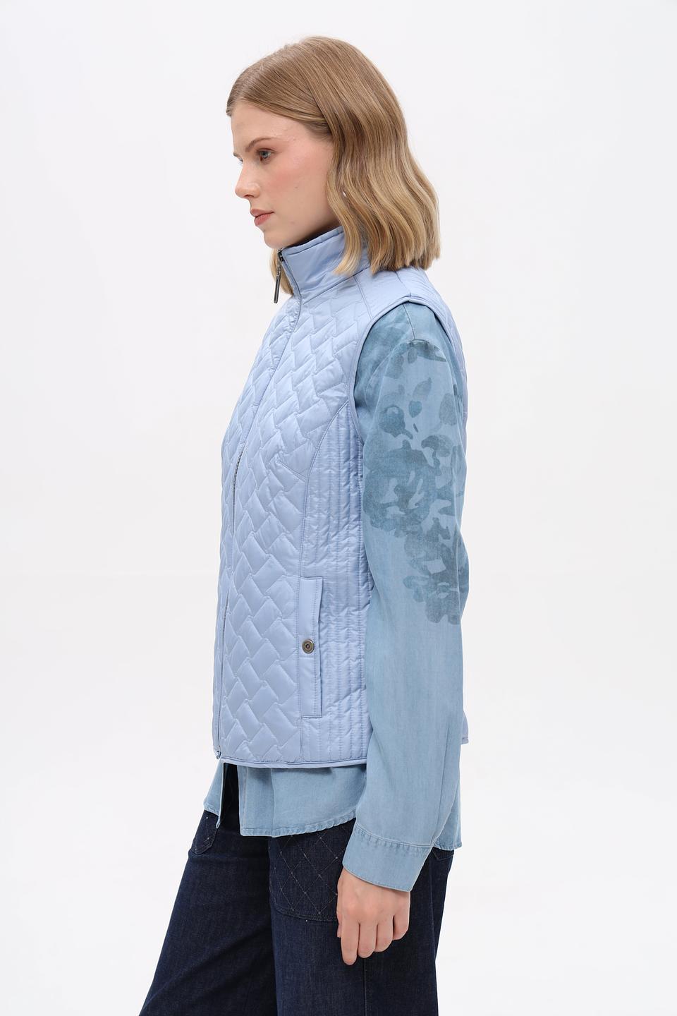 Жилет Lebek стеганый голубой