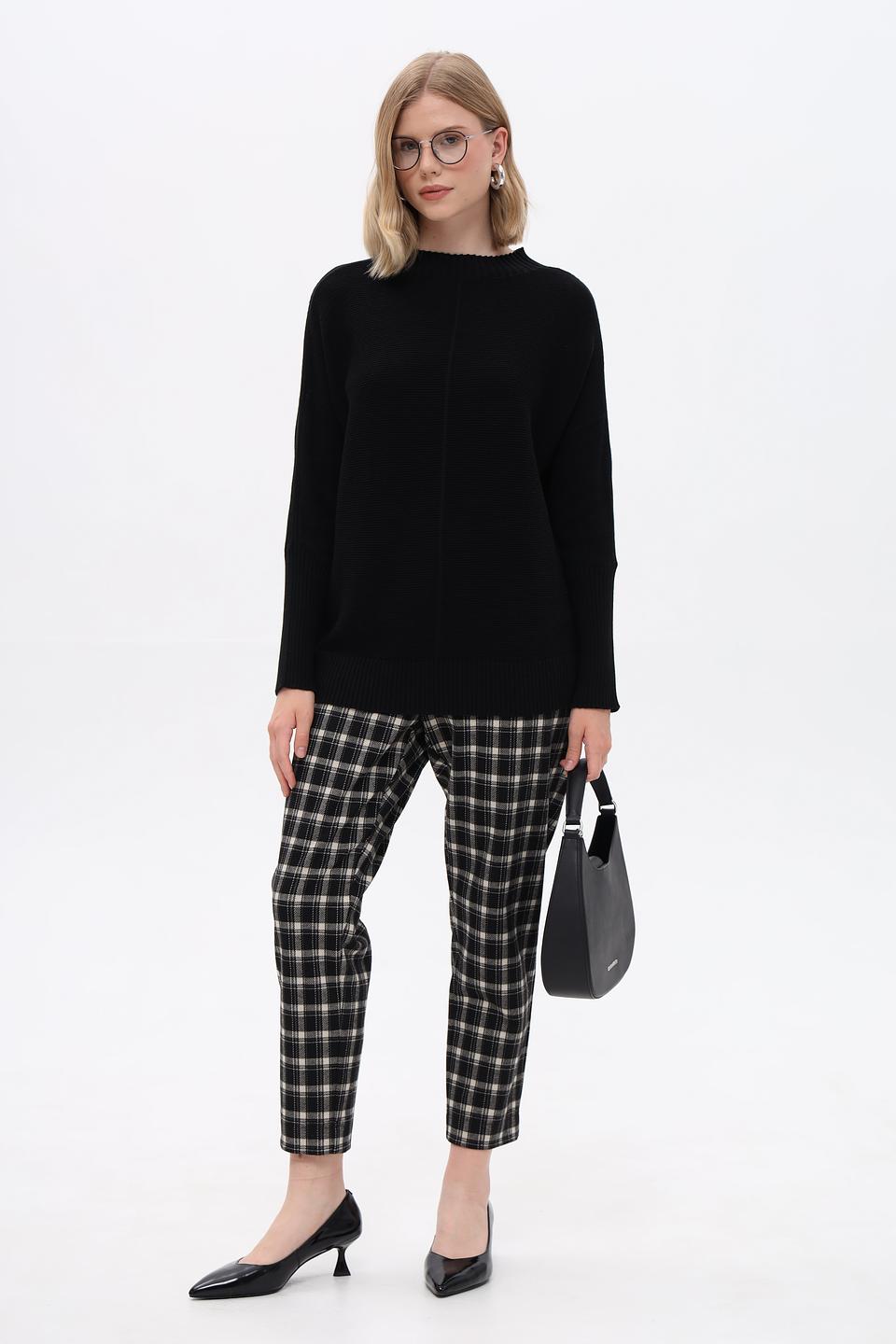 Пуловер Pezzo черный