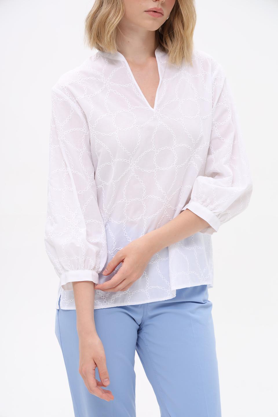 Блуза Bianca с вышивкой