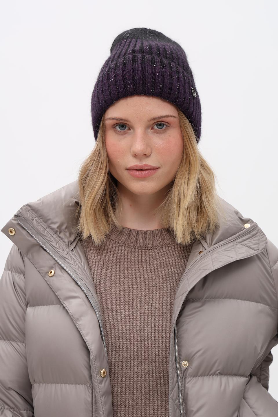 Шапка вязаная Marhatter с логотипом