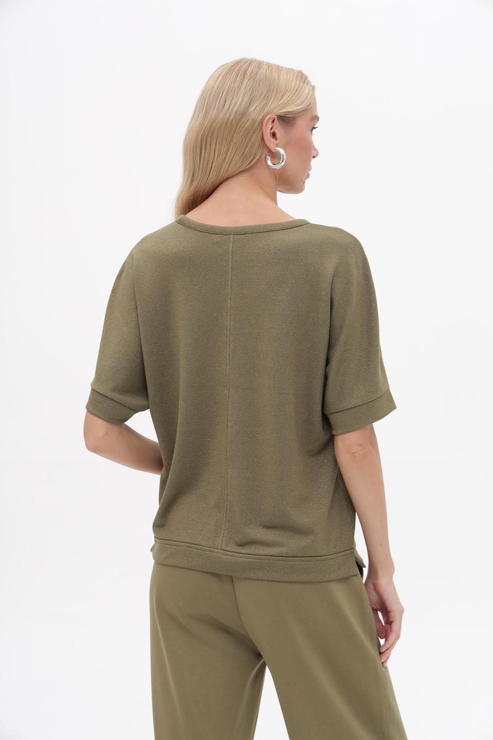 Пуловер Lecomte оливковый с V-образным вырезом