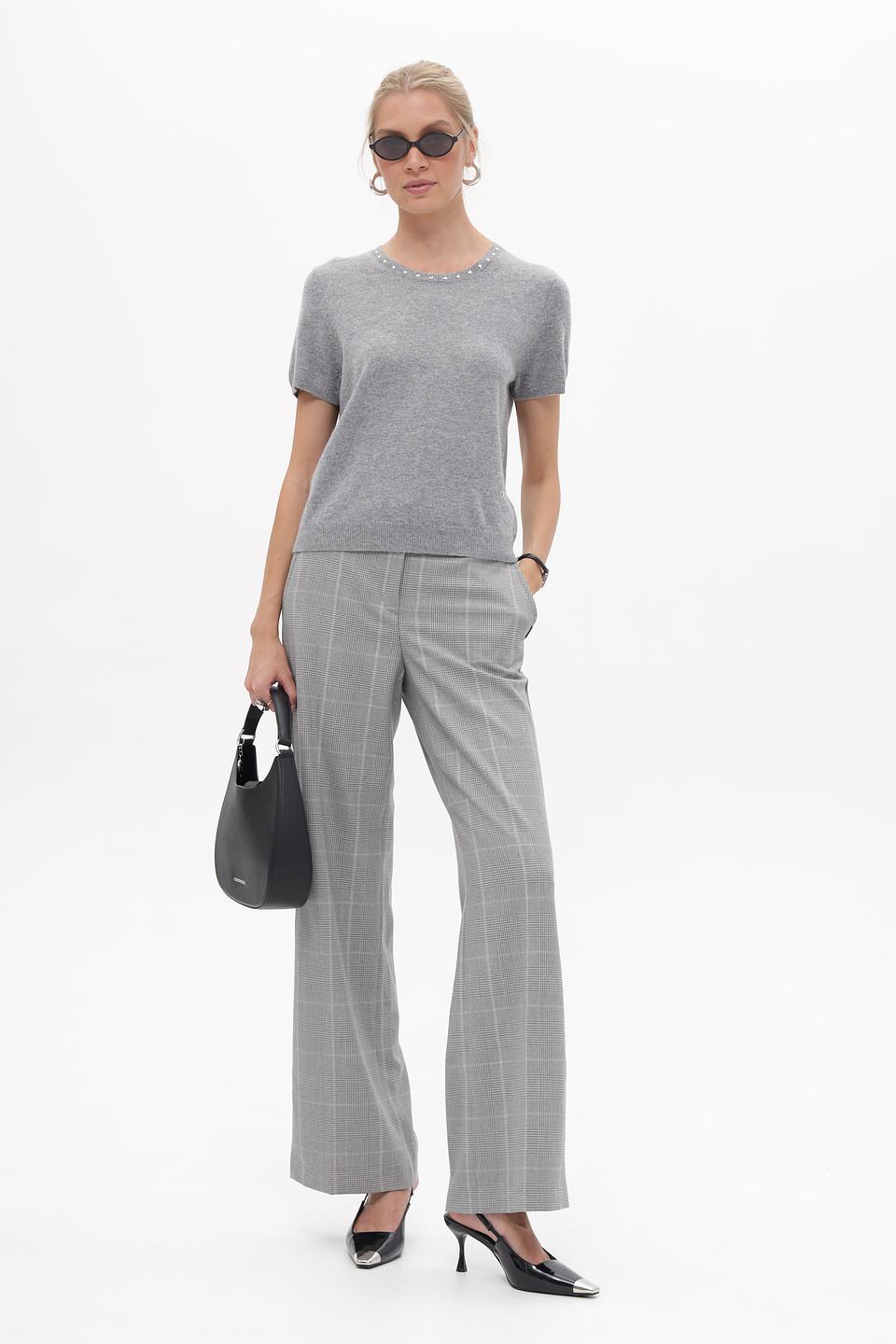 Пуловер Oui с жемчугом серый