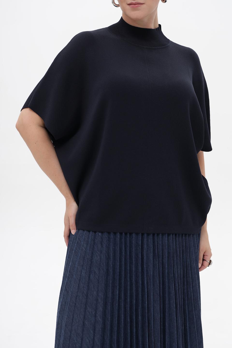 Пуловер Tuzzi чёрный с рукавом-крылышком