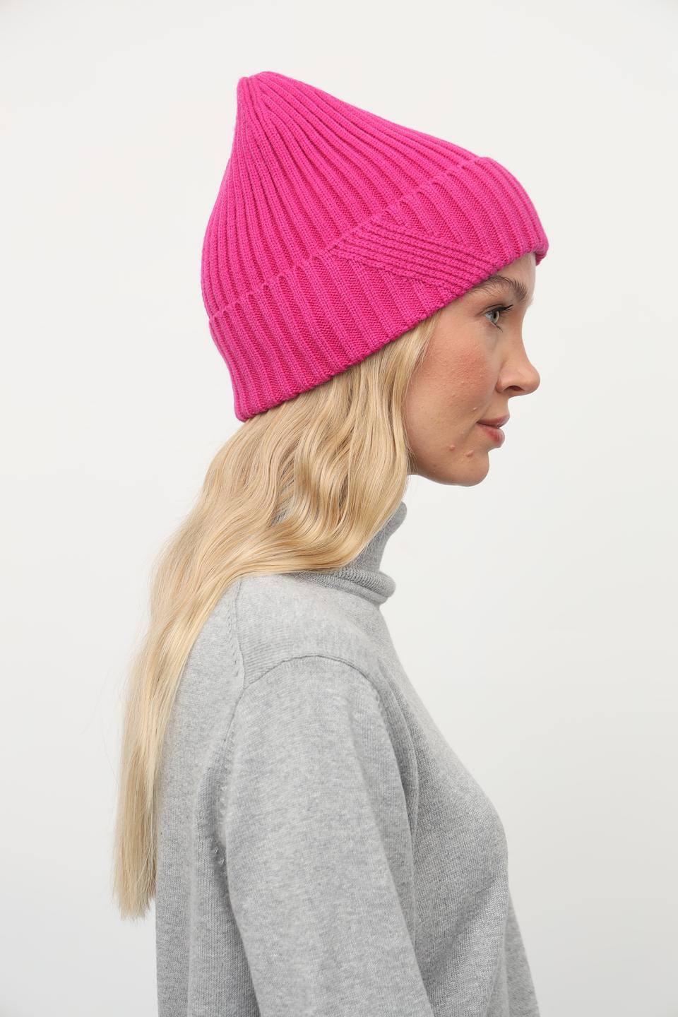 Шапка Julia Florenzi розовая