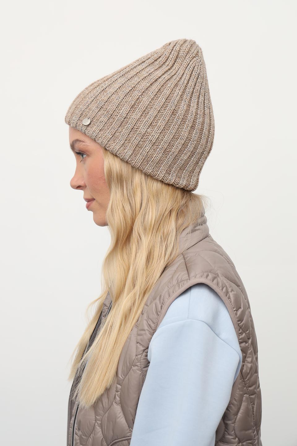 Шапка Julia Florenzi вязаная бежевая