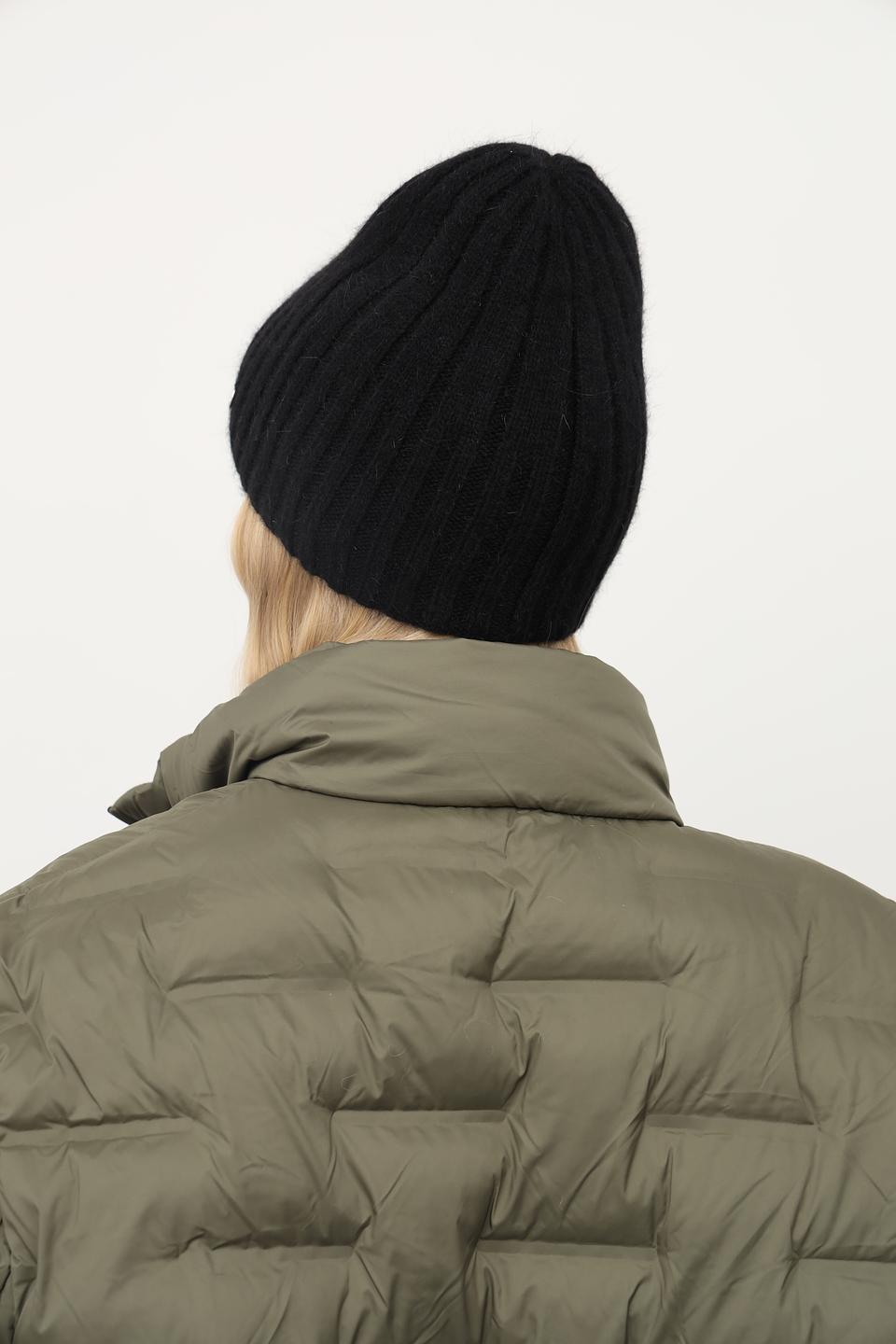 Шапка Julia Florenzi черная