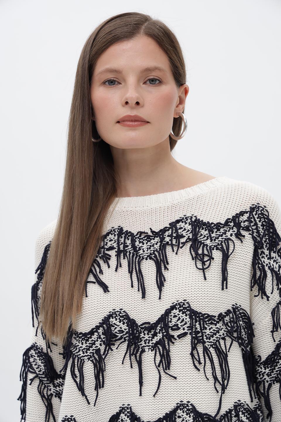 Пуловер Oui с лошадьми