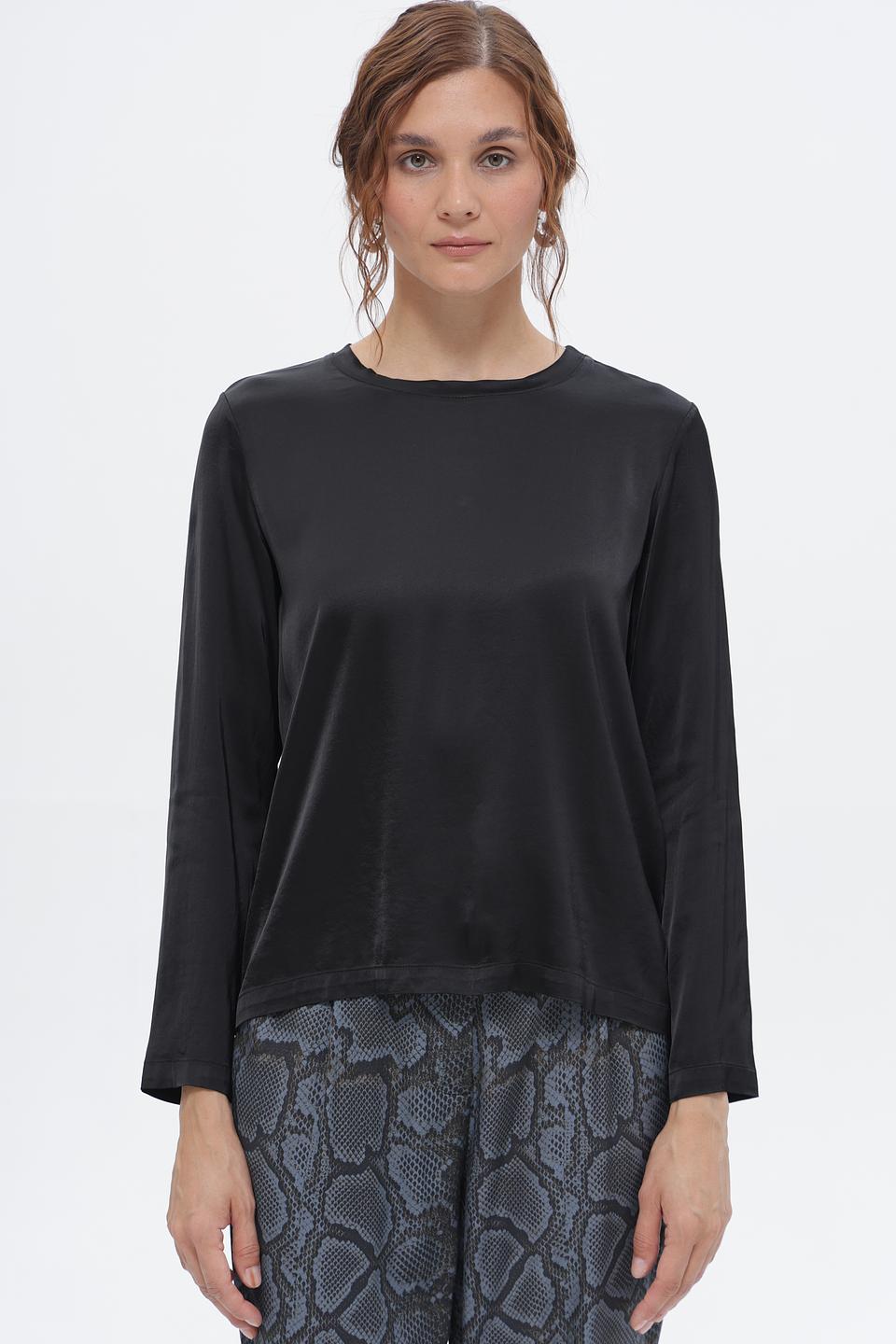 Блуза Croche черная с длинным рукавом