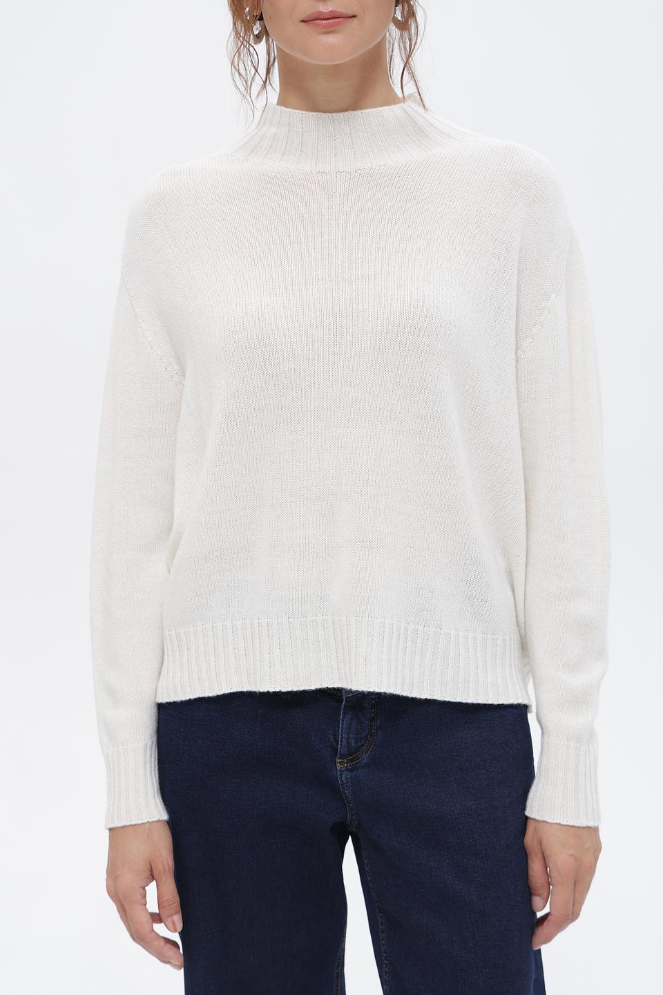 Пуловер Croche молочный