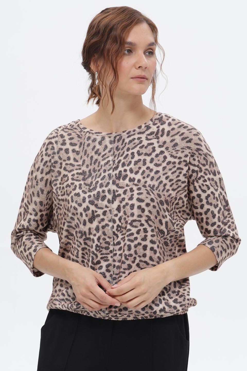 Пуловер Lecomte с леопардовым принтом