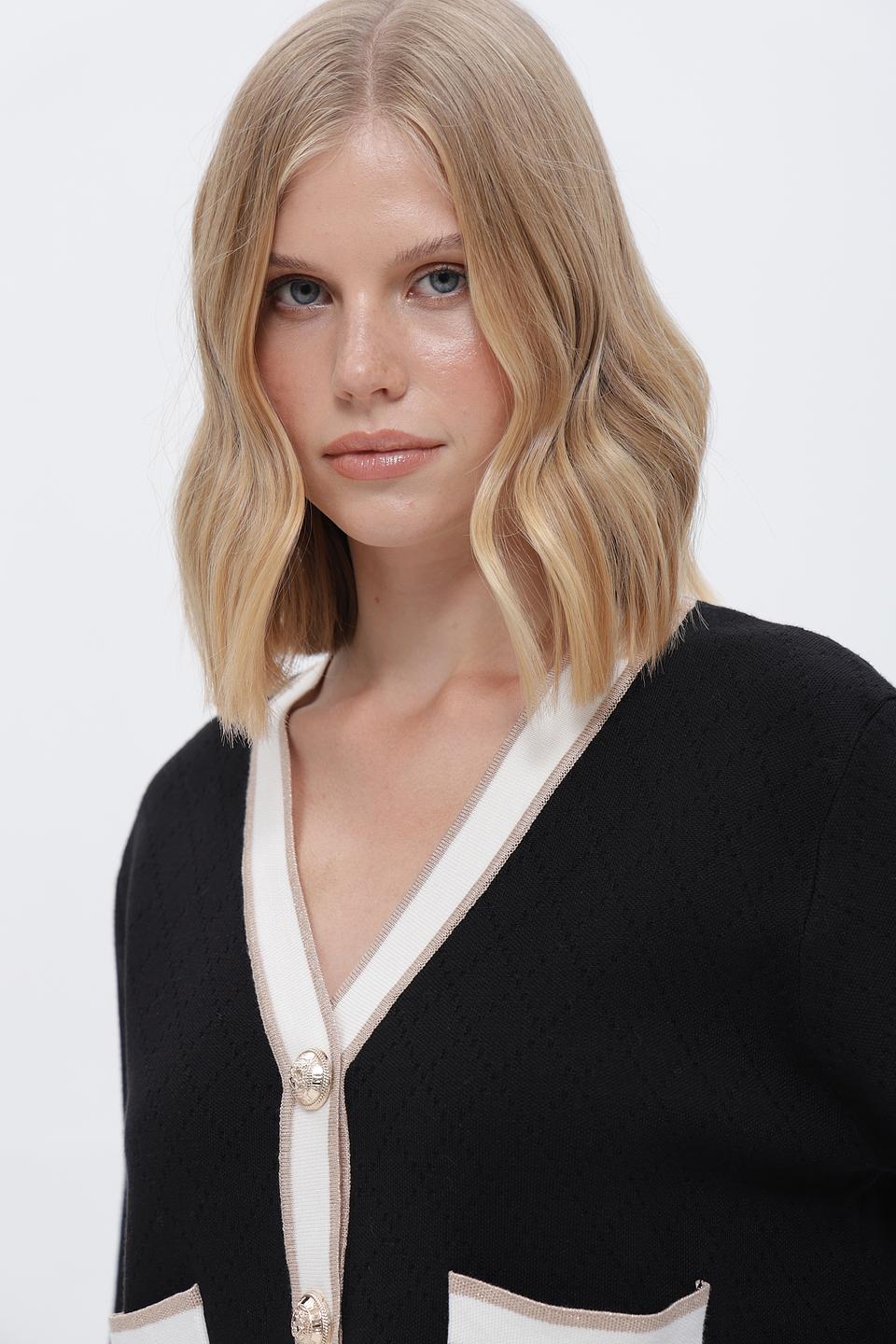 Жакет Passioni с контрастной отделкой