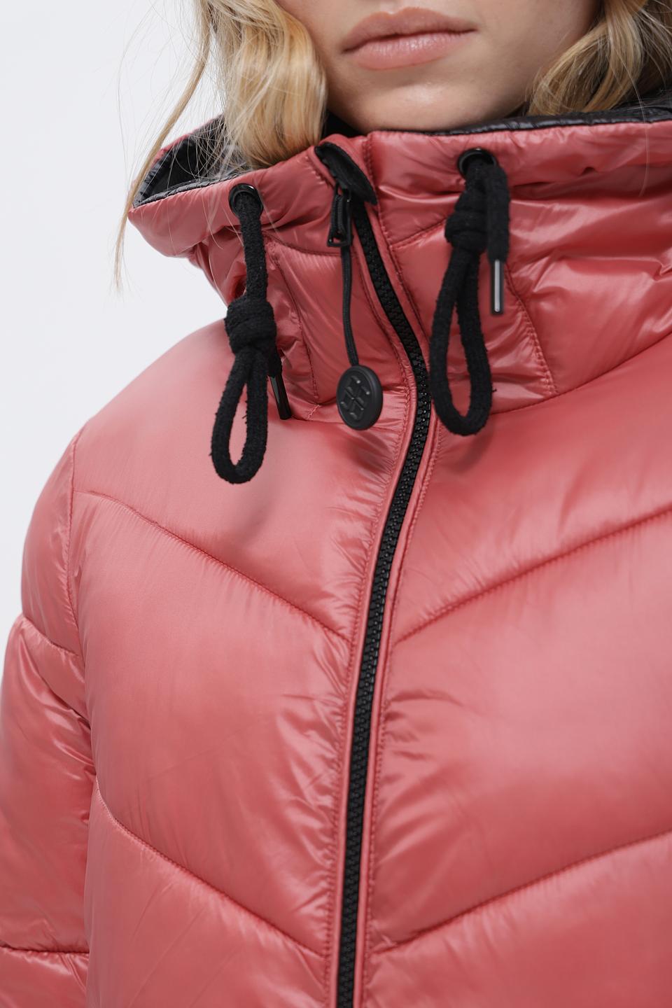 Пальто District стеганое розовое