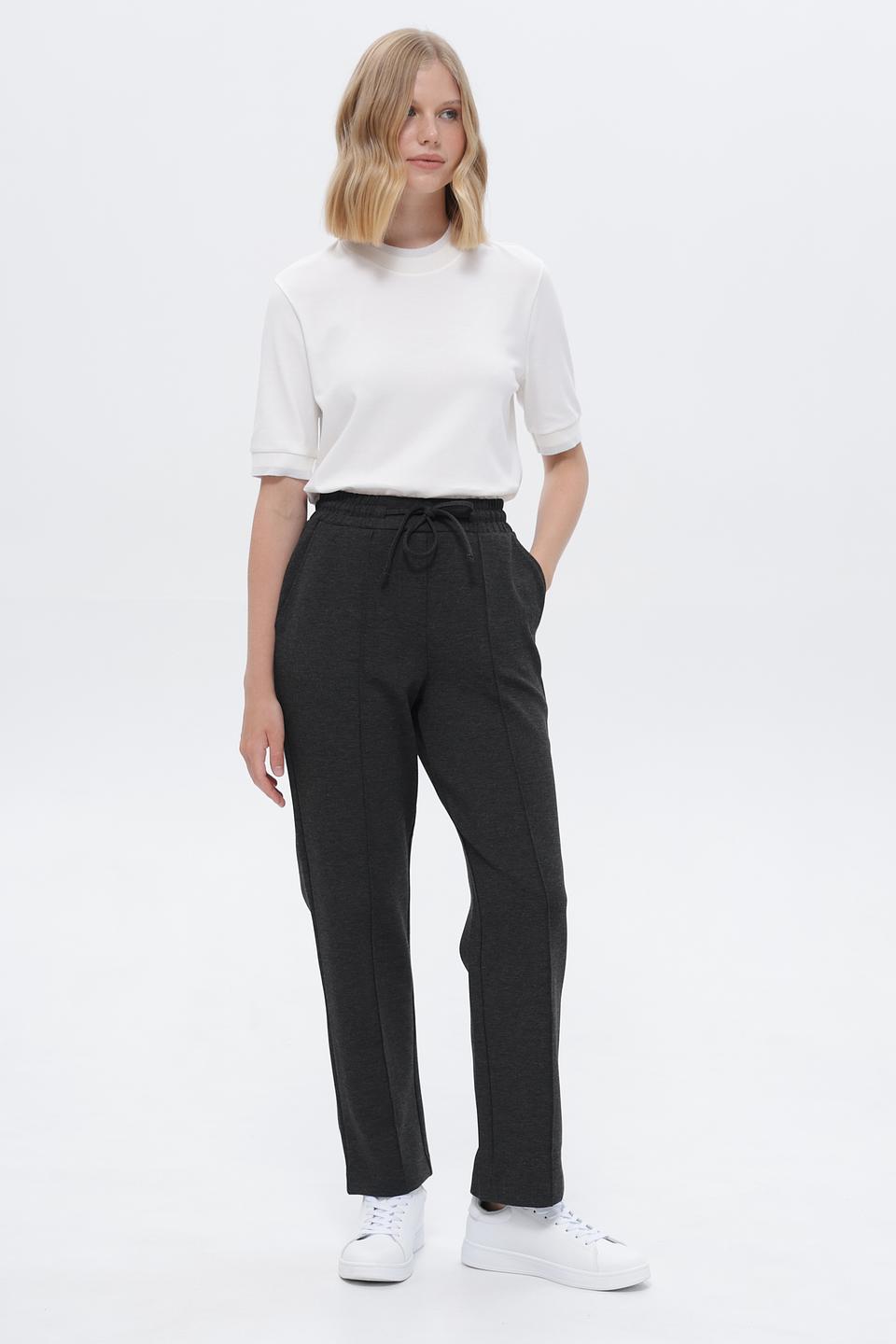 Брюки Rich and Royal серые с поясом