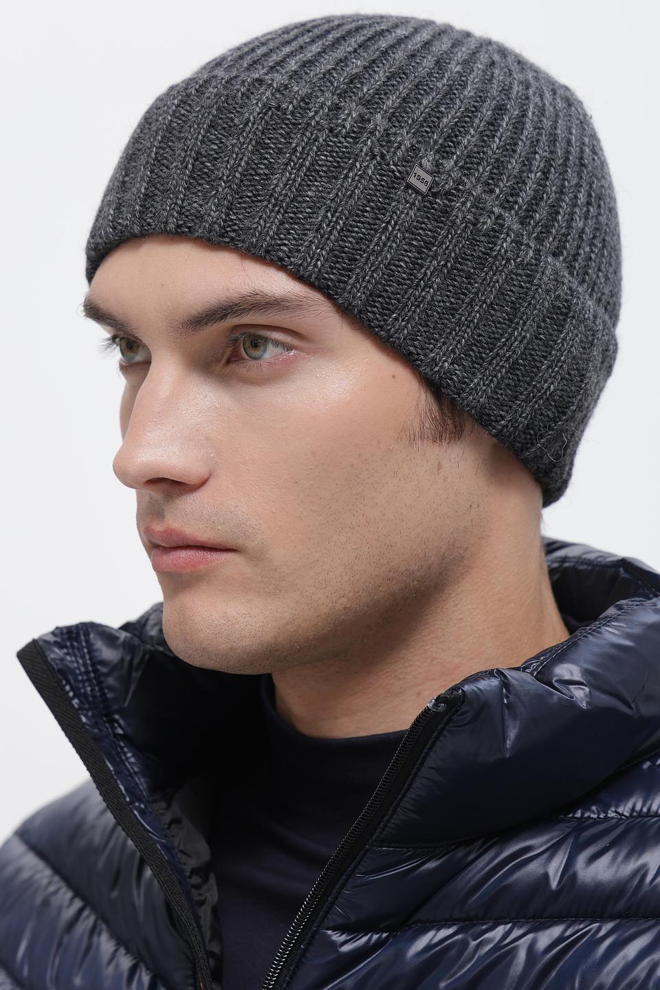 Шапка ADL man вязаная серая