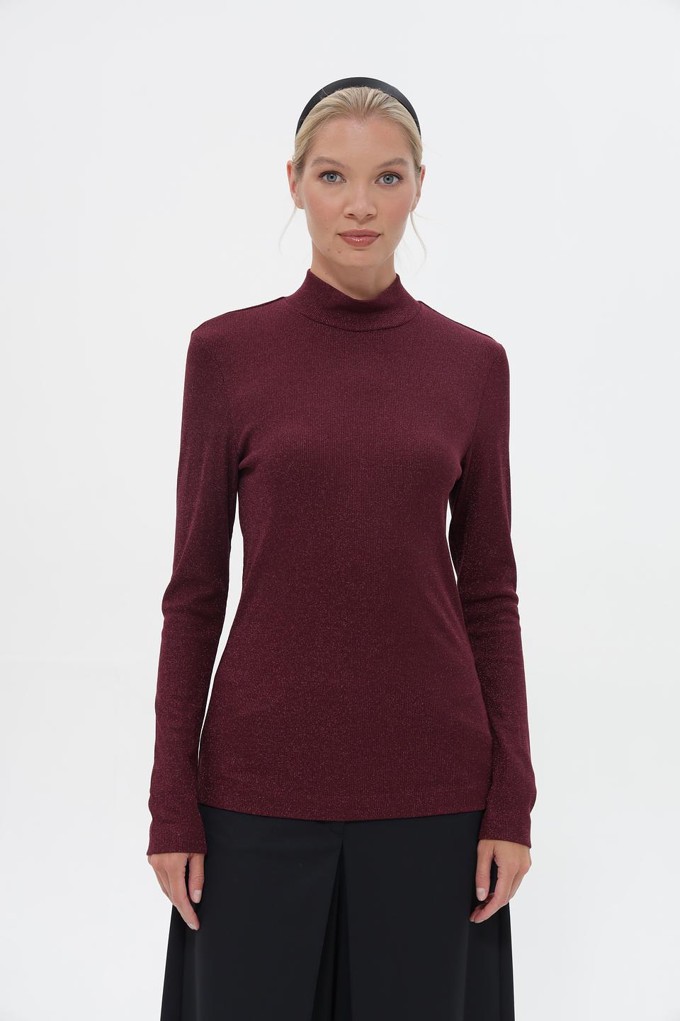 Пуловер Rich and Royal с высоким горлом