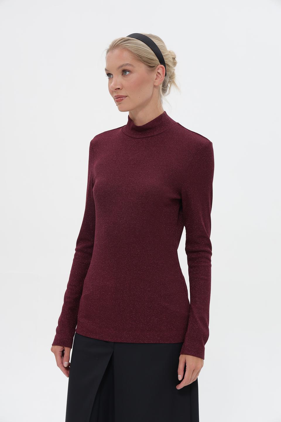 Пуловер Rich and Royal с высоким горлом