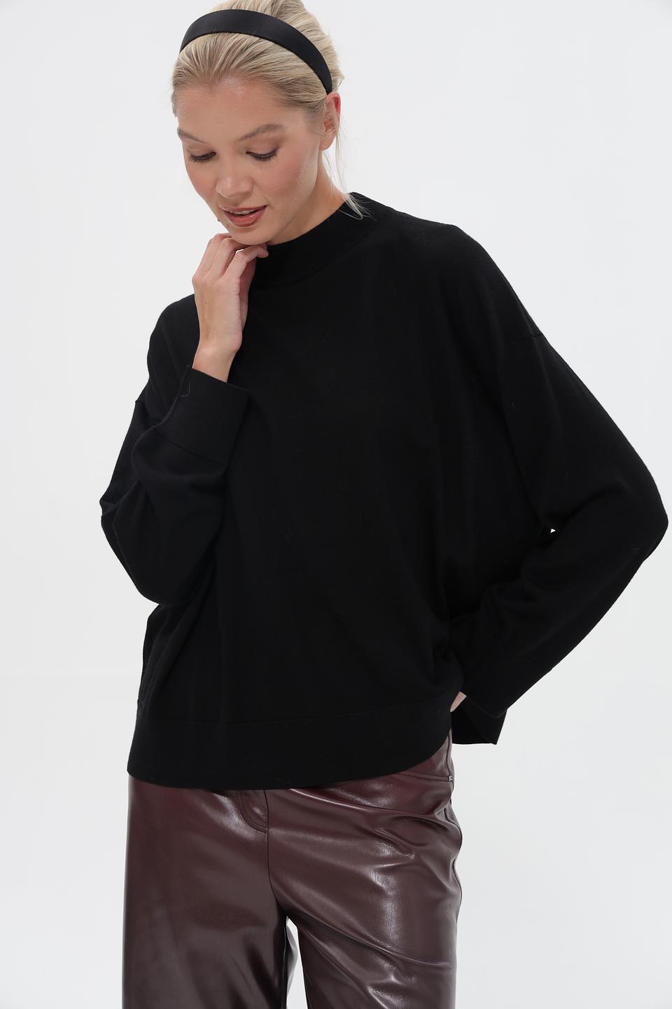 Пуловер UNQ женский черный