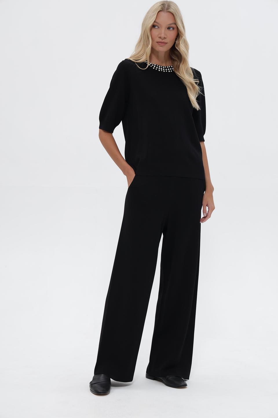 Пуловер UNQ с декором