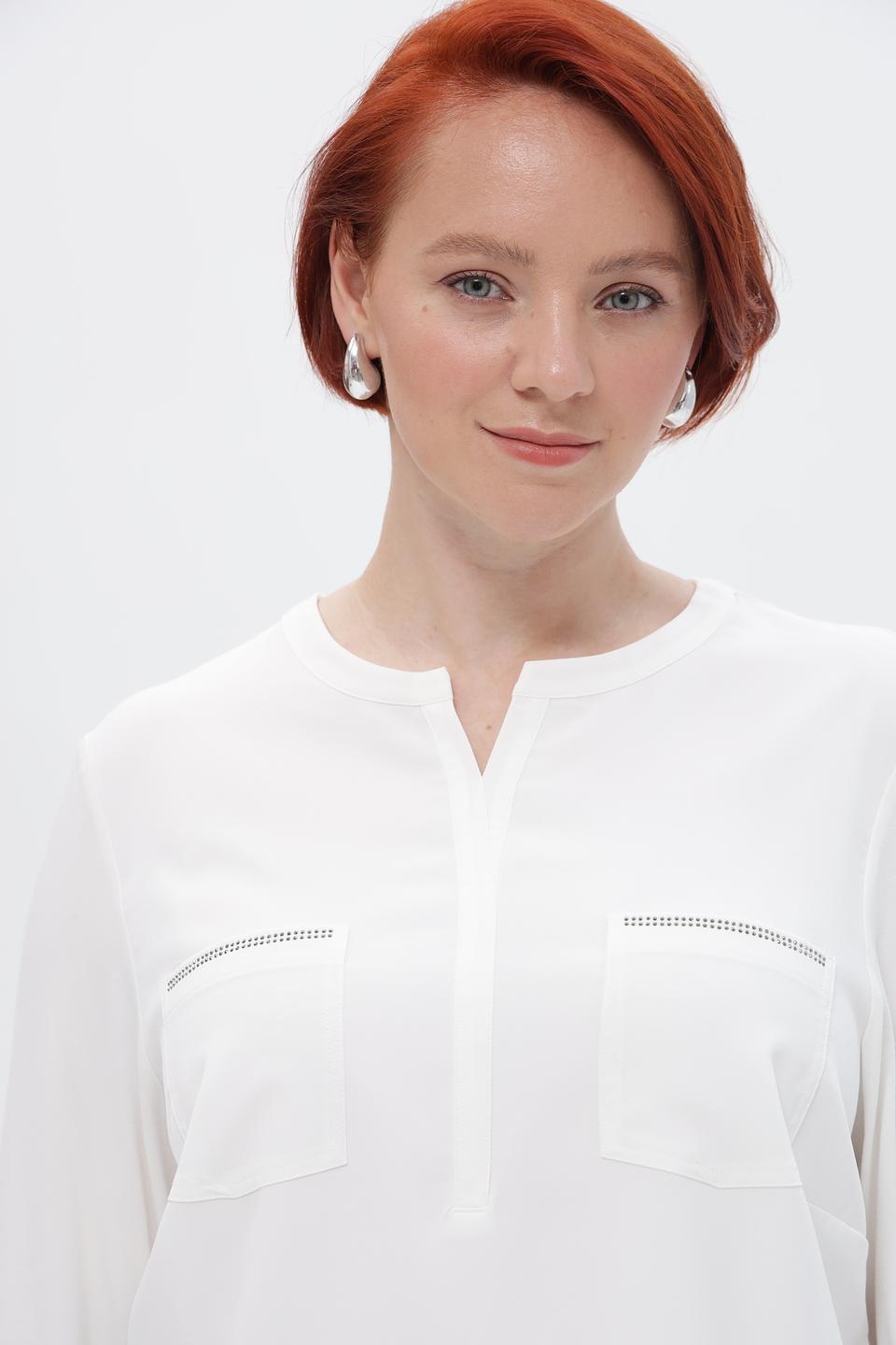 Блузка Lebek с карманами белая