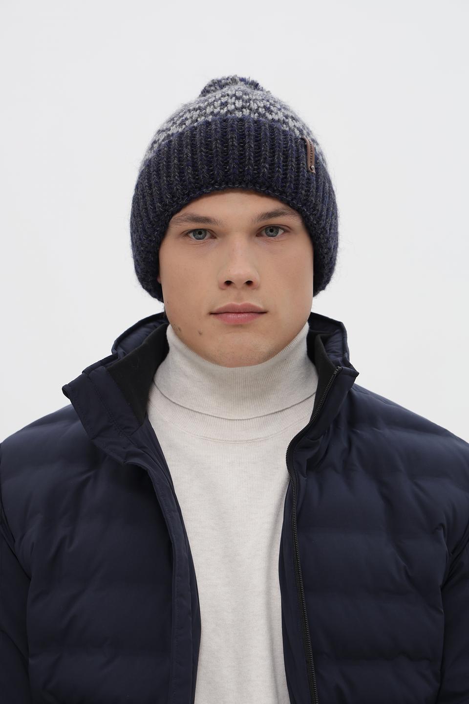 Шапка Marhatter с помпоном