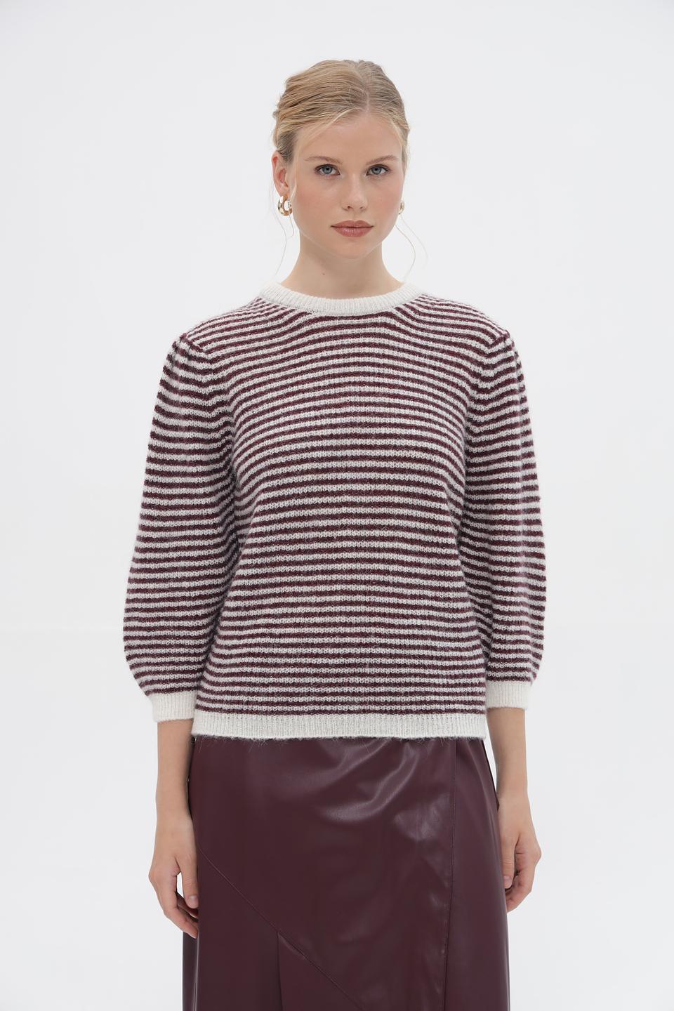 Пуловер Rich and Royal в полоску