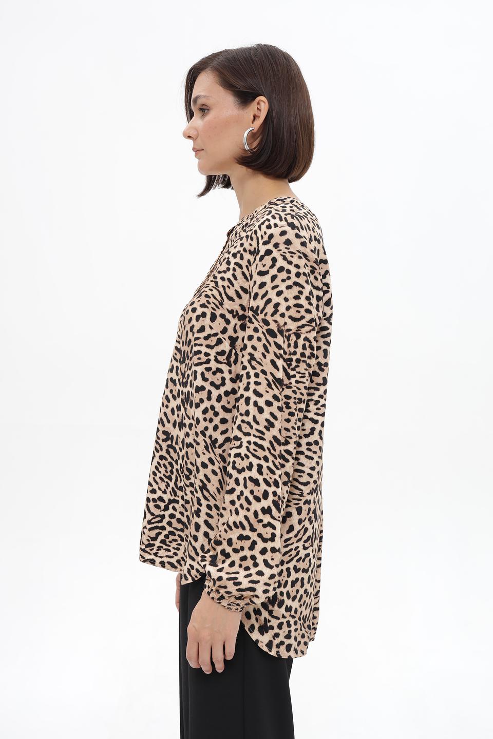 Блузка Lecomte с леопардовым принтом