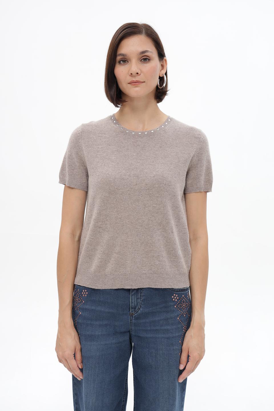 Пуловер Oui с жемчугом бежевый