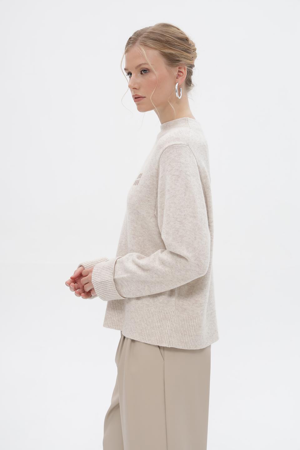 Пуловер Oui с вышивкой