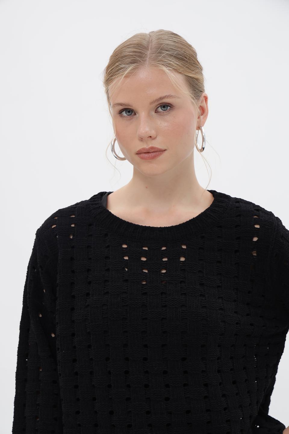 Пуловер Monari с ажурной вязкой