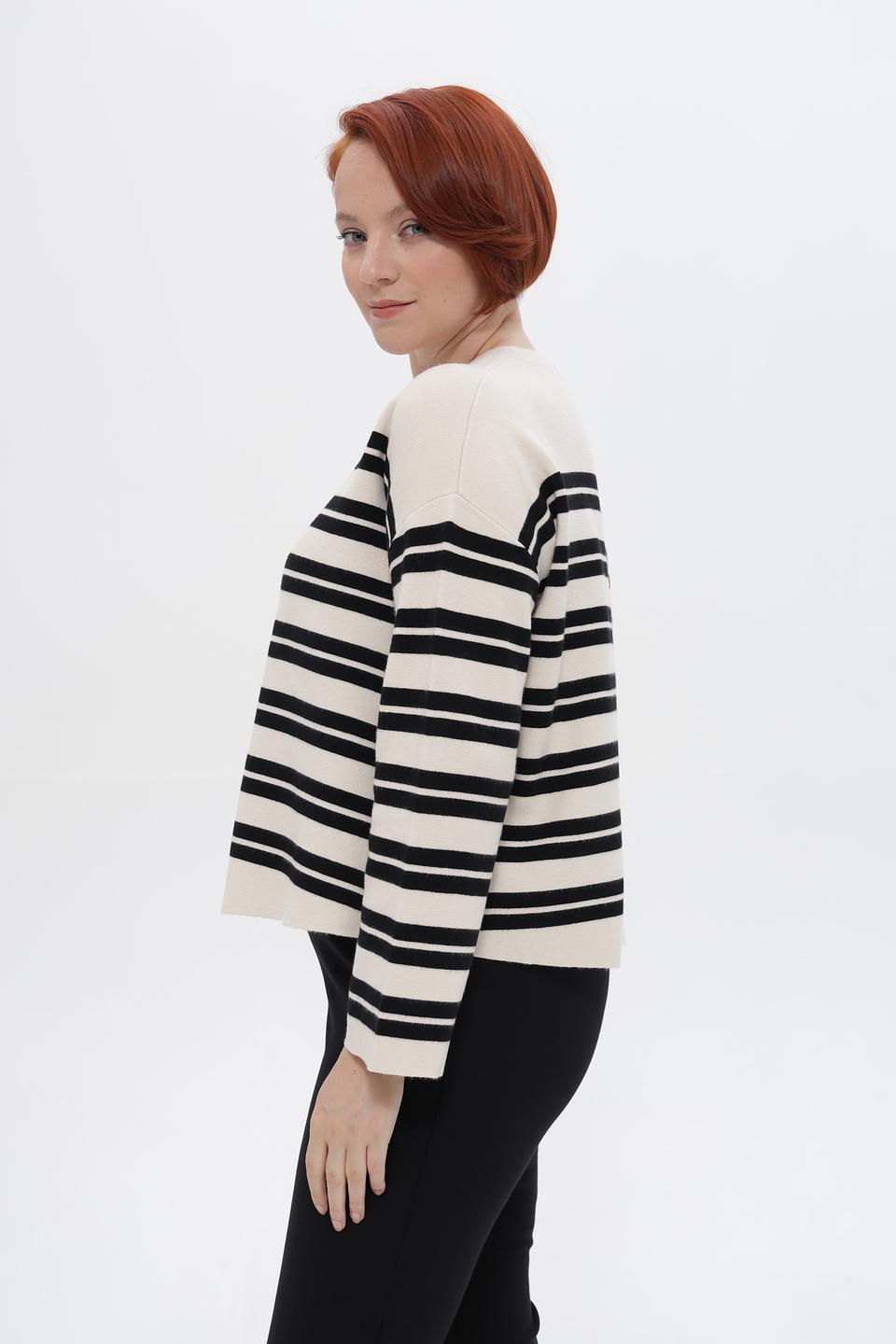 Пуловер Lecomte в полоску